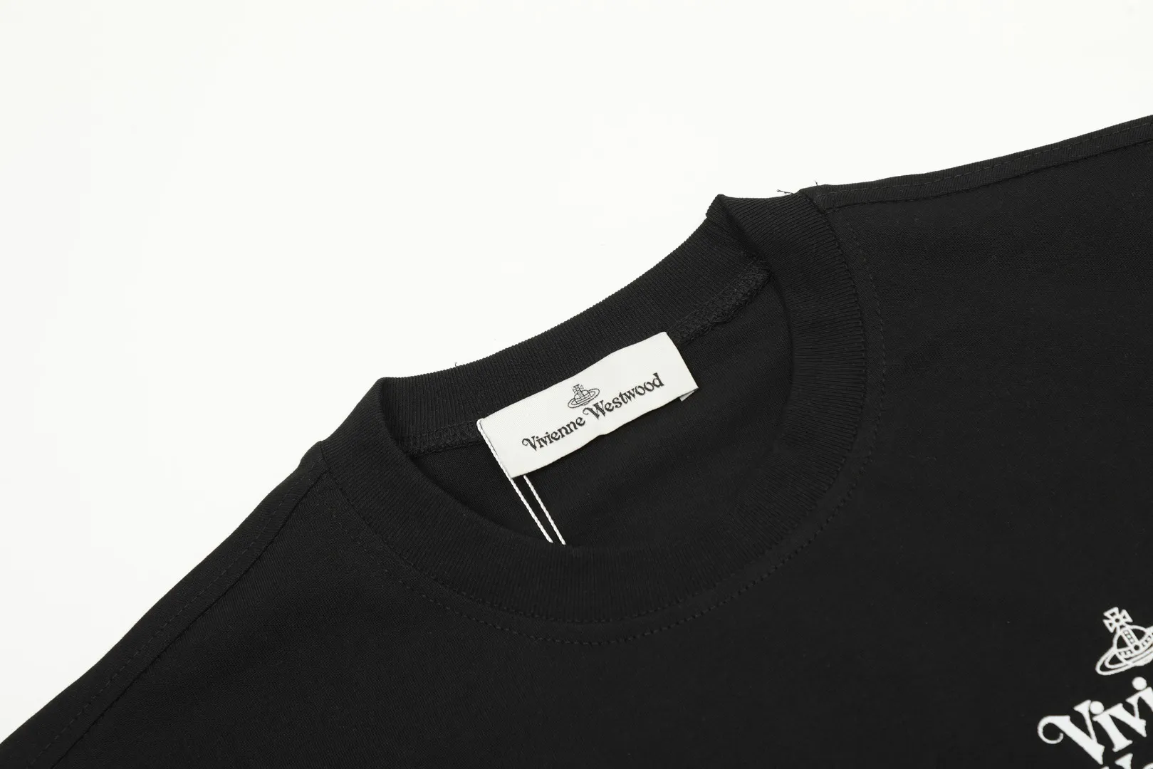 vivienne west wood Queen Mother West classic logo printed short sleeves, color matching, high-end niche, fashionable must-have matching style, 2024 top hot style, no need to say more, just open the details. Size: XS-L Color: black white
